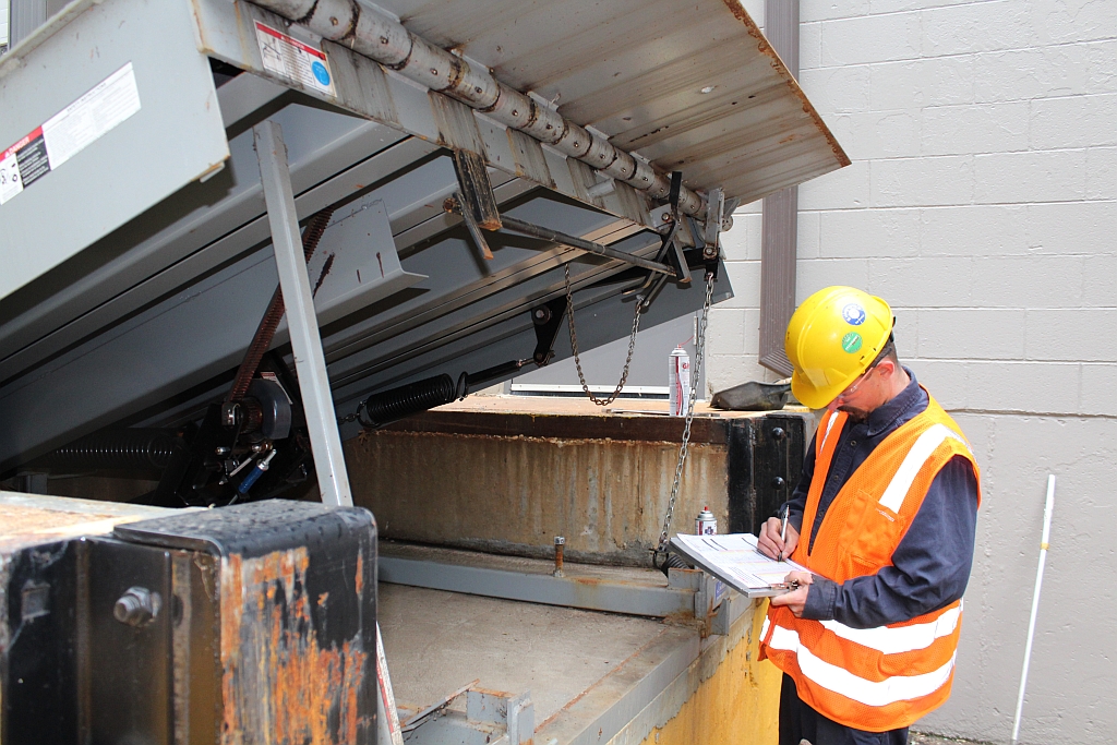 Cisco Dock Tech inspecting warehouse